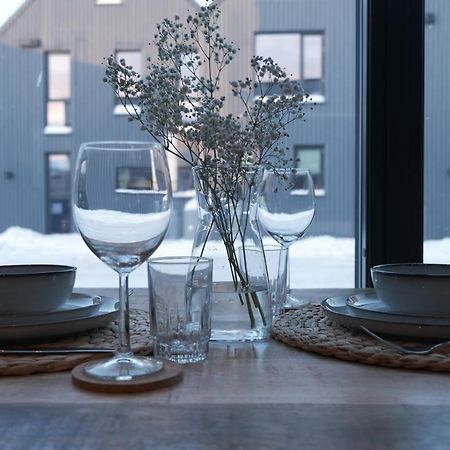 Modern Apartment In Henningsvær Buitenkant foto