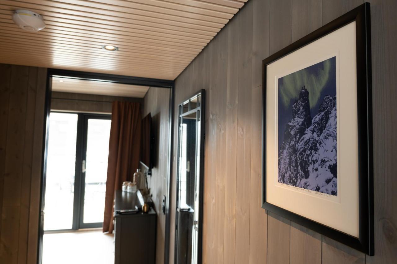Modern Apartment In Henningsvær Buitenkant foto