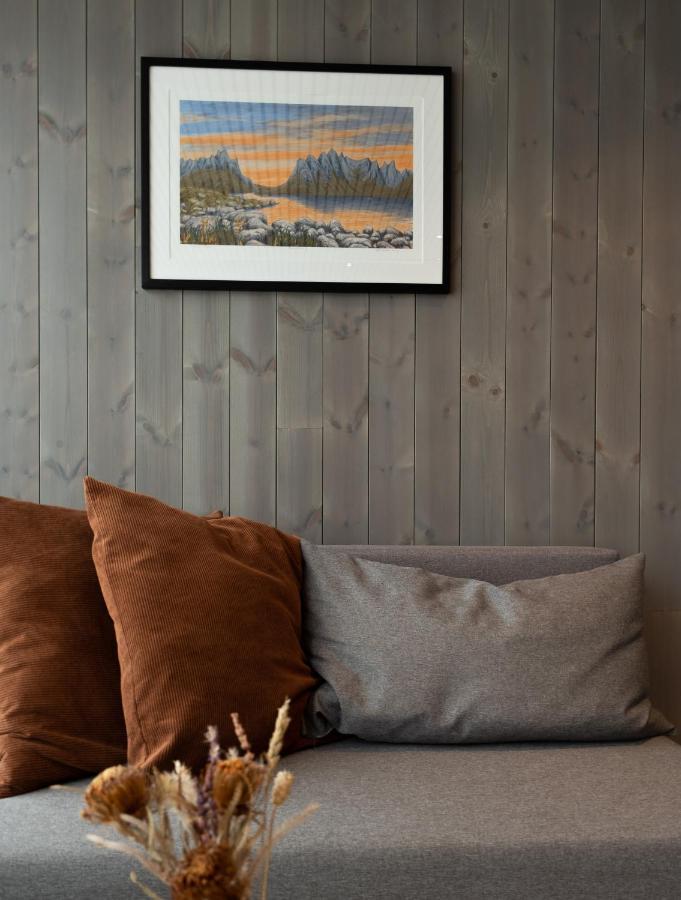 Modern Apartment In Henningsvær Buitenkant foto