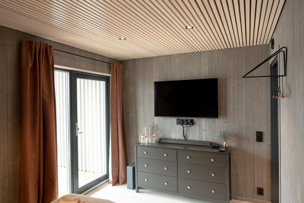 Modern Apartment In Henningsvær Buitenkant foto